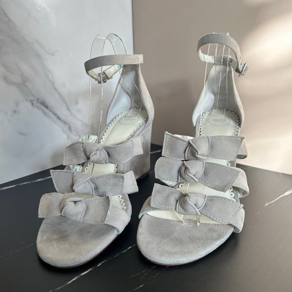 SIZE 9 / Shoes / Wedge / Cream - Picture 2 of 5